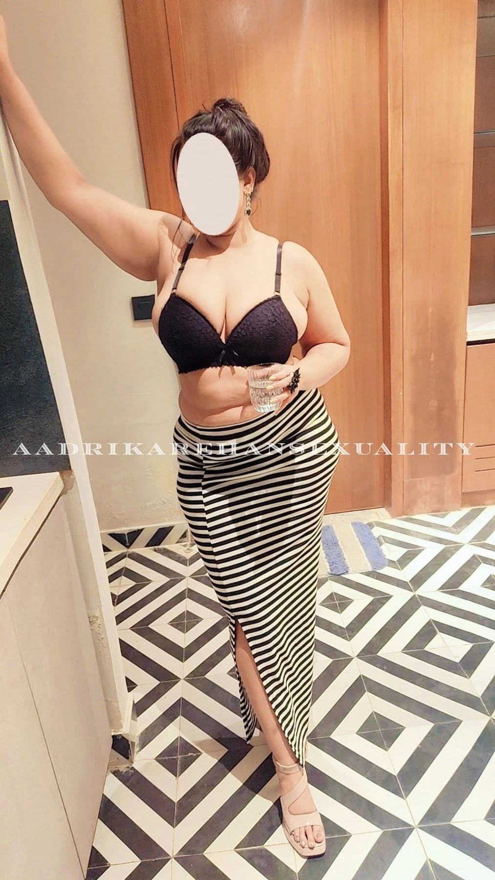 Aadrikarehansexuality Milf Aadrika – Indian escort in Noida — 3 / 11