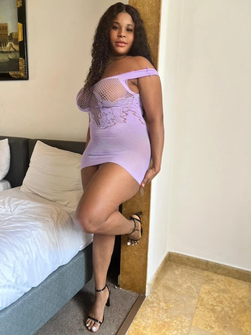 Sophia – South African escort in Beirut — 3 / 5