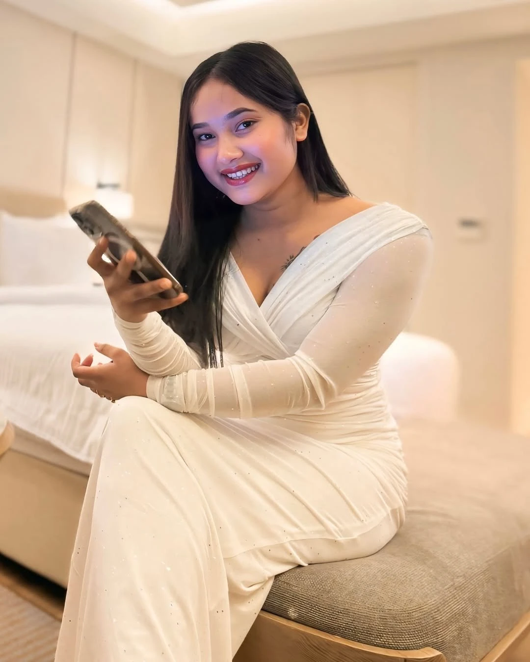 Tara – Indian escort in Pune — 2 / 3