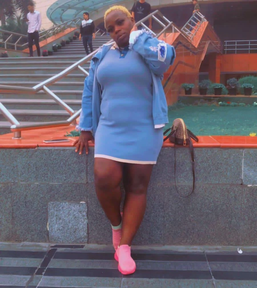 Happiness 24 – South African escort in New Delhi — 2 / 3