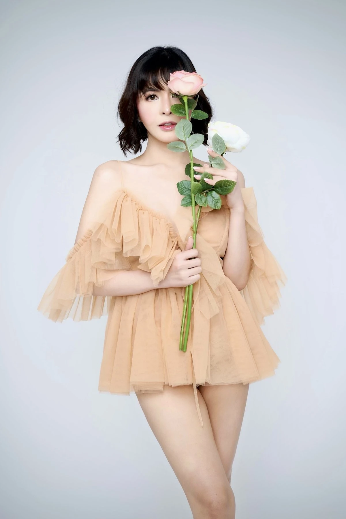 Bella ( independent ) – Japanese escort in Mumbai — 10 / 15