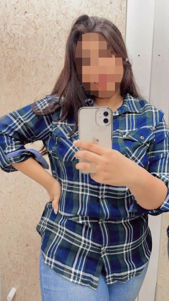 Enjoy Best Blowjob, Aarohi 22yr – Indian escort in Mumbai — 6 / 14