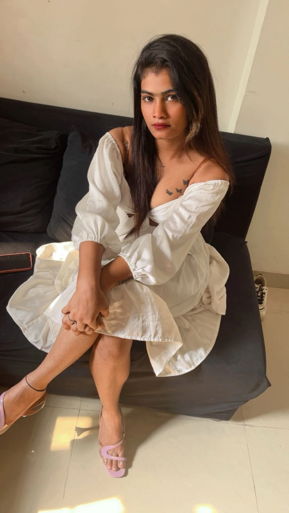 Khushi CAM session and Real Meet Queen – Indian escort in Mumbai — 3 / 5