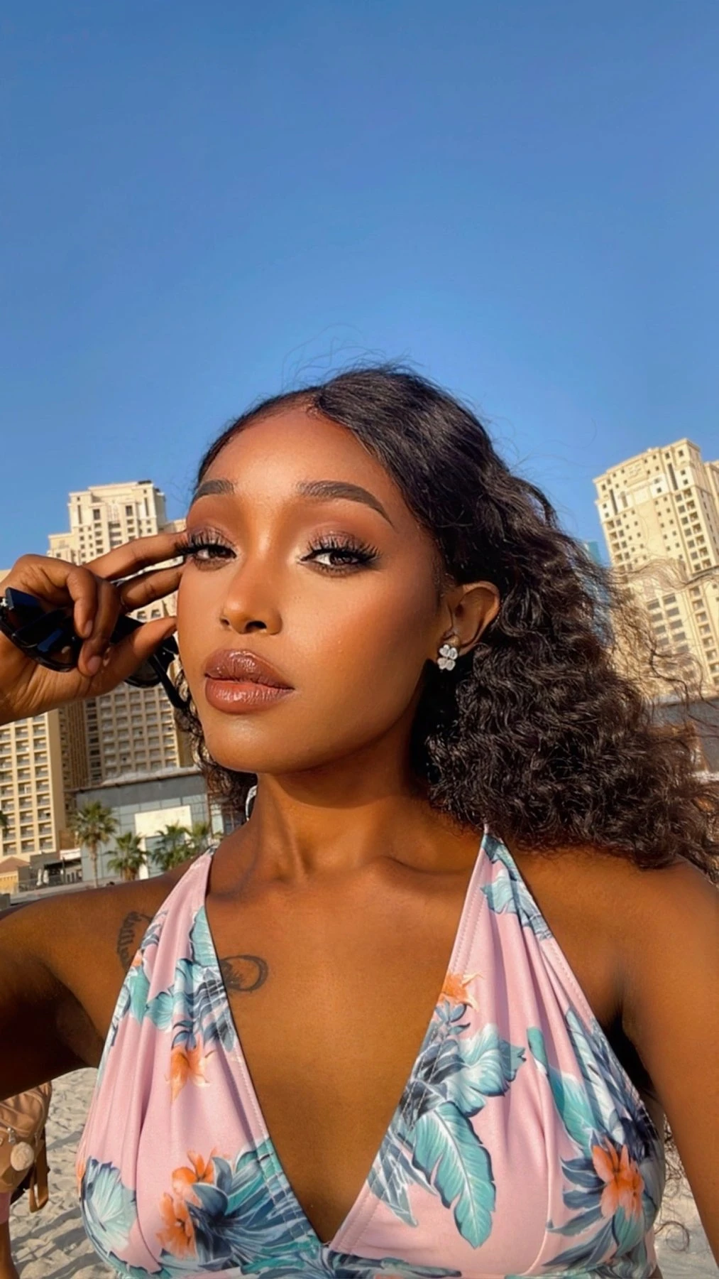 Shazmin – Ethiopian escort in Baghdad — 5 / 6