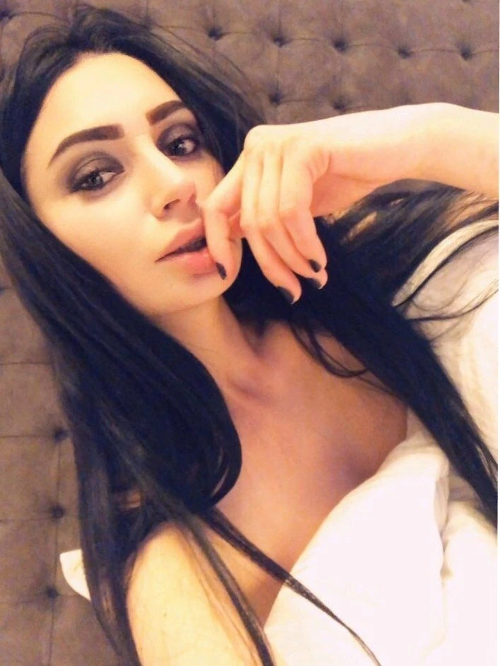 Kira – Ukrainian escort in Lviv — 2 / 5