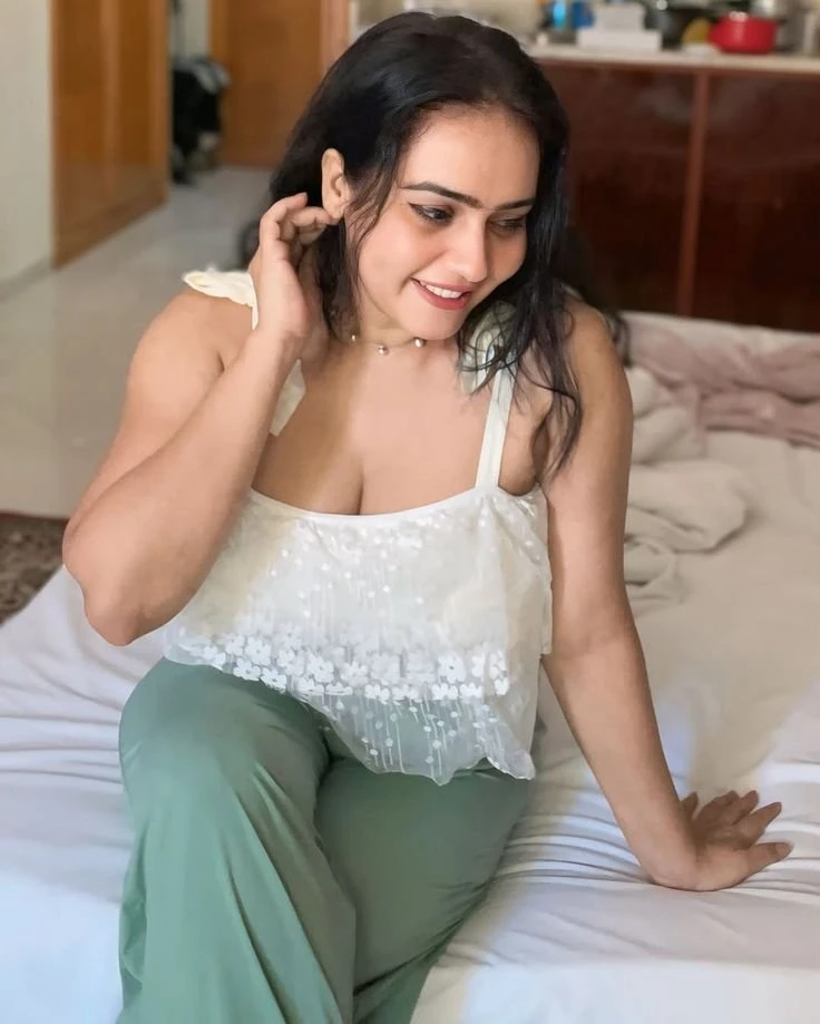 Tamannasmp – Indian escort in Mumbai — 3 / 6