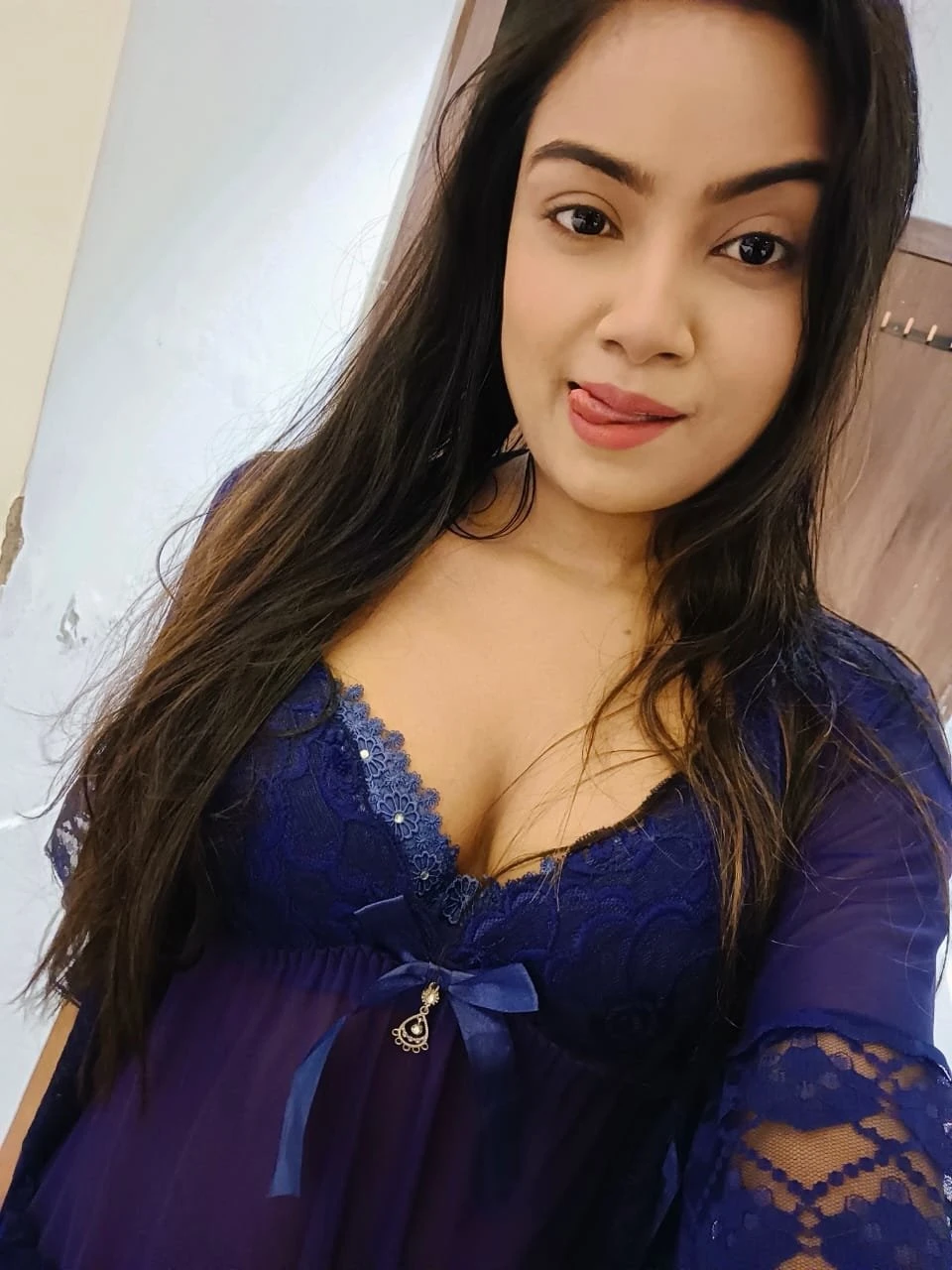 Im Nikita Premium service provide – escort in Kolkata — 2 / 5