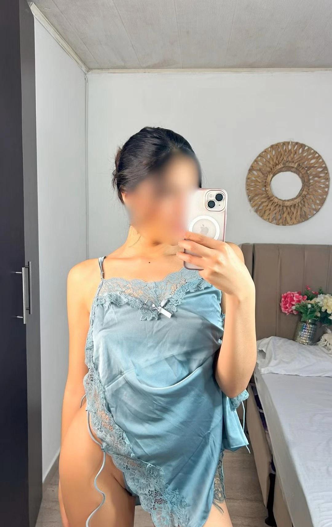 Lizza meet up – Indian escort in Kolkata — 5 / 7