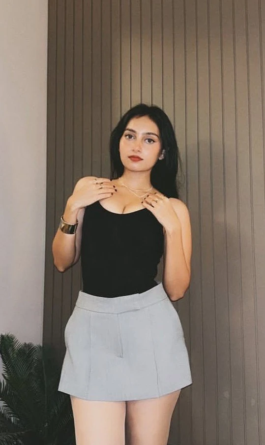 Hancy Joshi – Indian escort in New Delhi — 2 / 4
