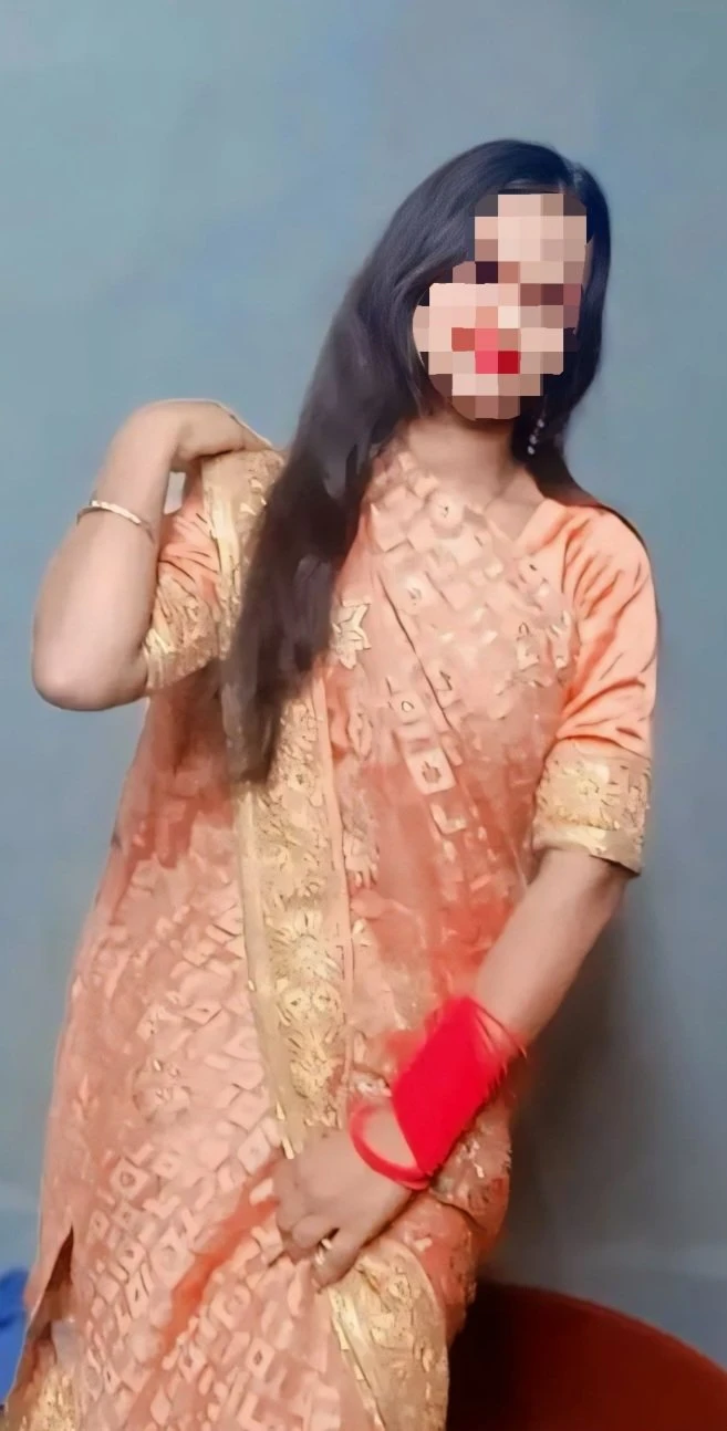 Ruhi Cam Fun & Real Meet – Indian escort in Kochi — 2 / 5
