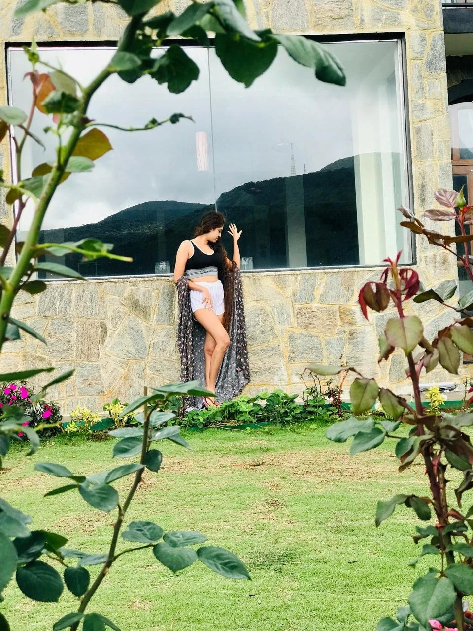 Manushi – Sri Lankan escort in Colombo — 6 / 8