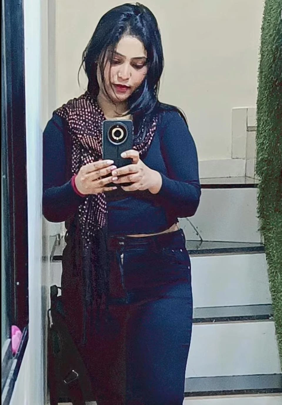 [ 𝕜𝕒𝕛𝕒𝕝☆☜] {Cam & meet service} – Indian escort in Mumbai — 4 / 5