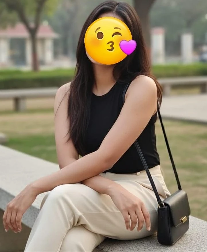 ꧁༒Nisha 🫦(Meet & Cam)༒꧂ – Indian escort in Mumbai — 2 / 5