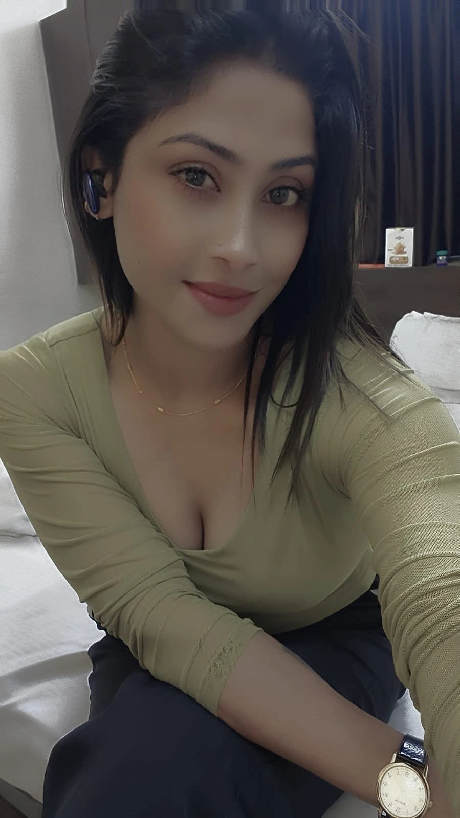 Suchitra – Indian escort in Kolkata — 3 / 5