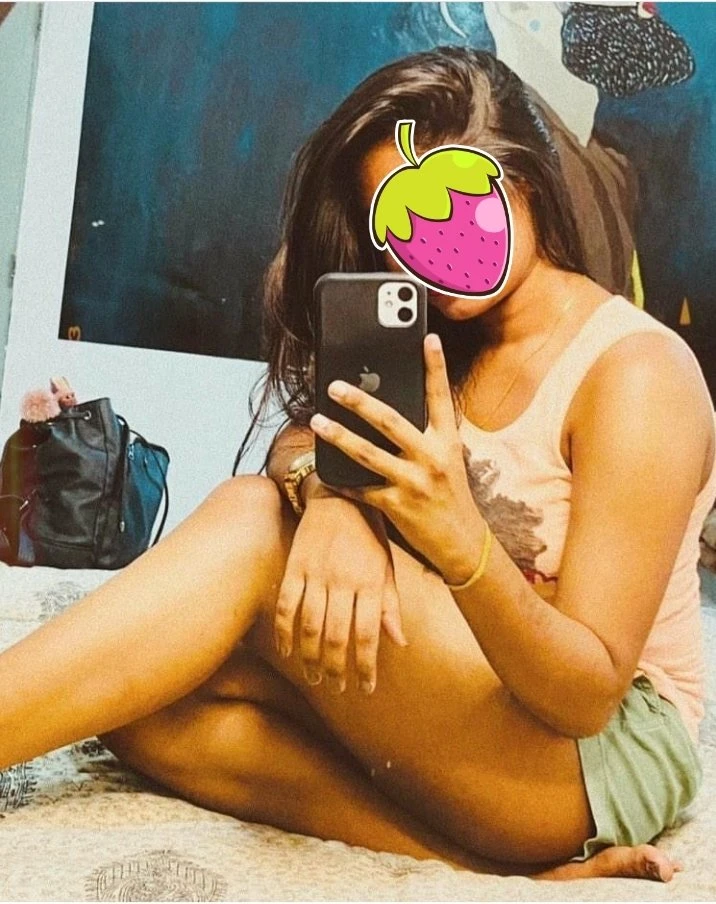 Ishu – Sri Lankan escort in Colombo — 2 / 5