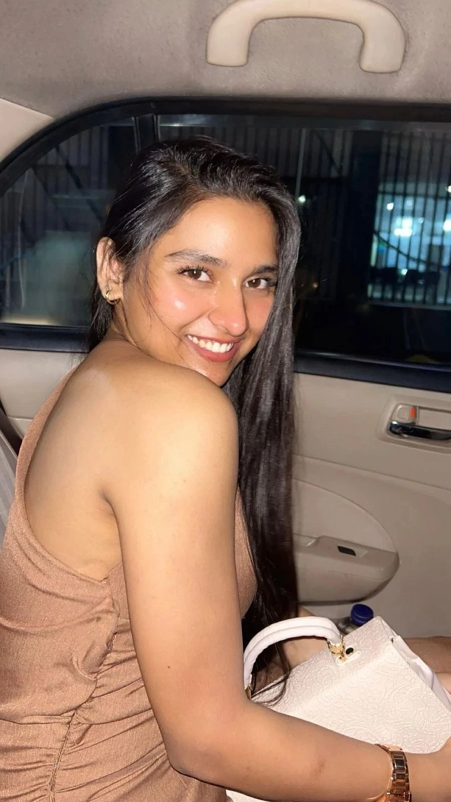 Sakshi – Russian escort in Pune — 5 / 13