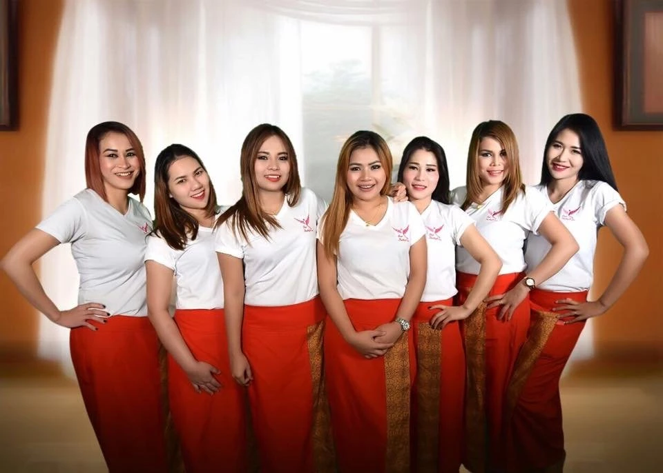 Paradiseon Spa = Bangkok Style Massage – Indian escort in Hyderabad — 2 / 21