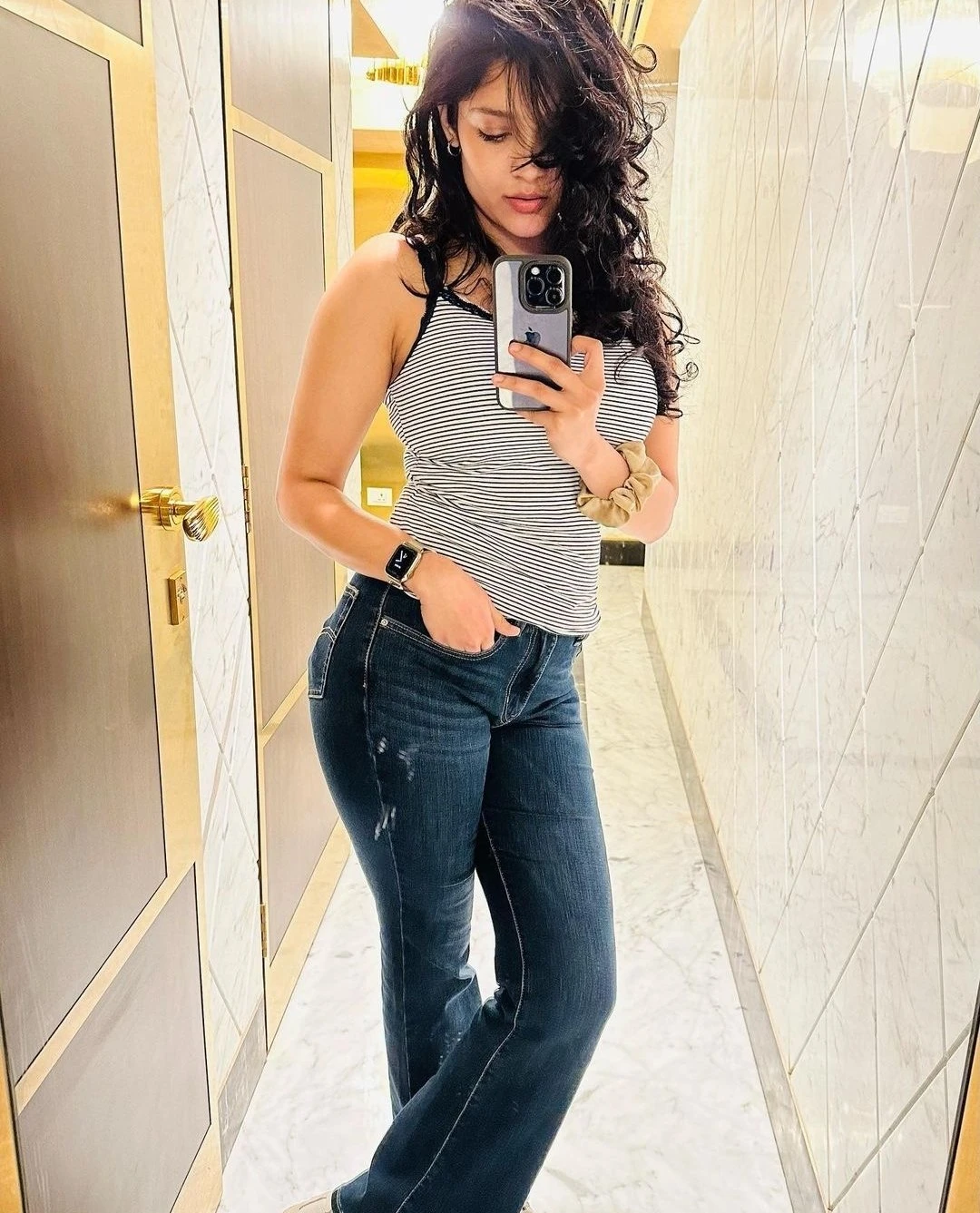 Reel Meet Escort for Fun and Cam – Indian escort in Mumbai — 2 / 4
