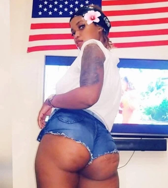 African Queen – South African escort in Pune — 2 / 11