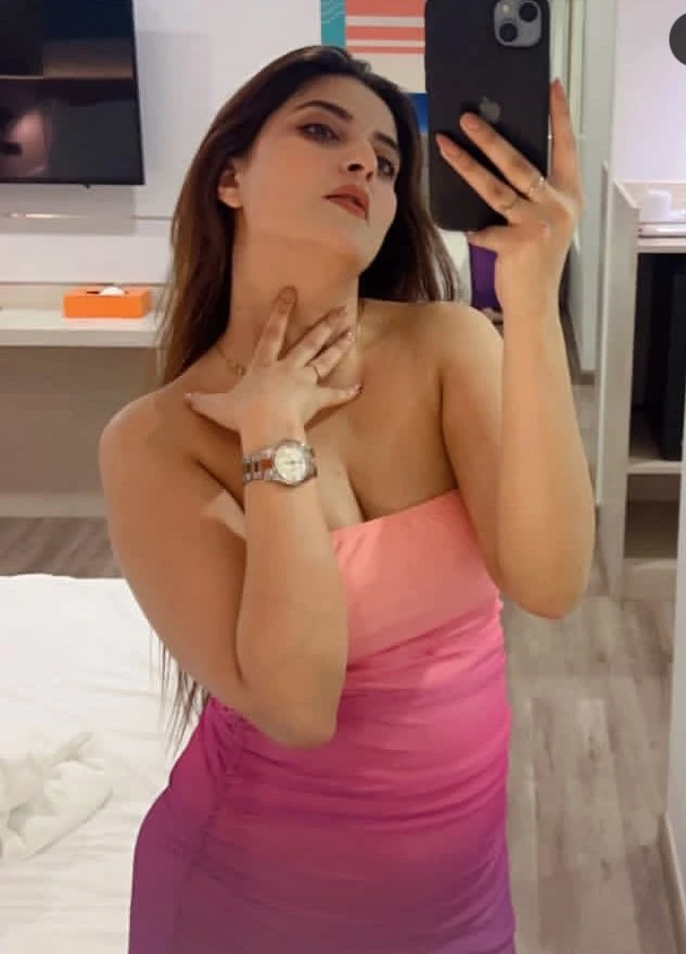 Hanika Just Together – escort in Mumbai — 1 / 2