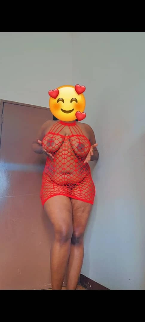 Lilly – Zambian escort in Lusaka — 3 / 4