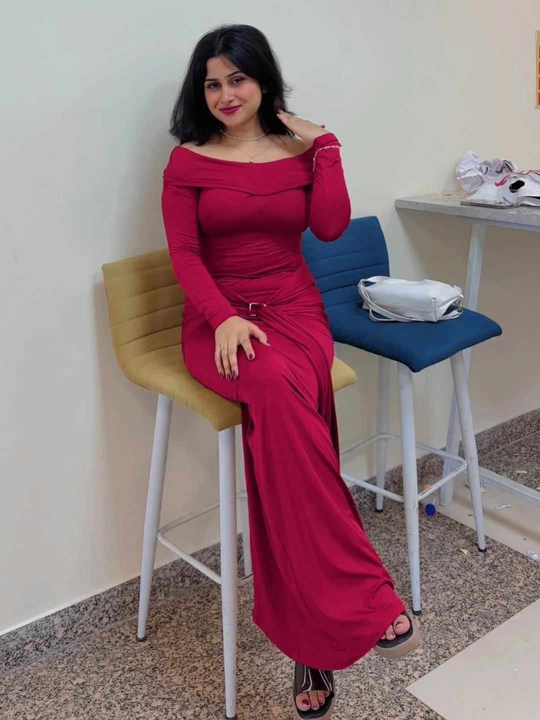 Kritika – Indian escort in Kolkata — 3 / 4