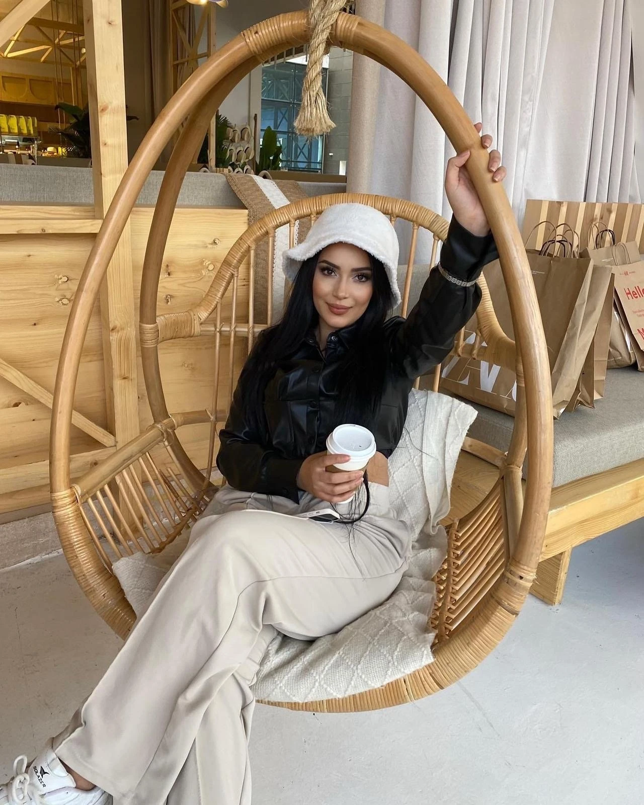 Seren – Russian escort in Ho Chi Minh City — 2 / 7