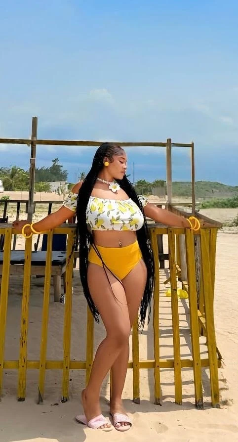 Lyious – Malawian escort in Dakar — 2 / 3
