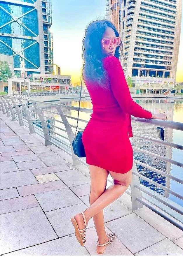 Doroth – Ugandan escort in Navi Mumbai — 4 / 5
