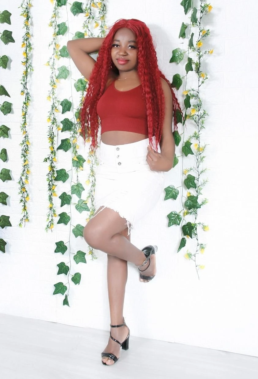 Falone – Cameroonian adult performer in Beirut — 2 / 4