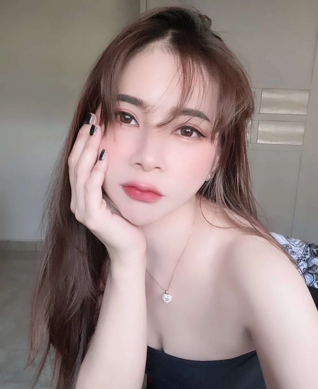 Lihan – Chinese escort in Budva — 3 / 6