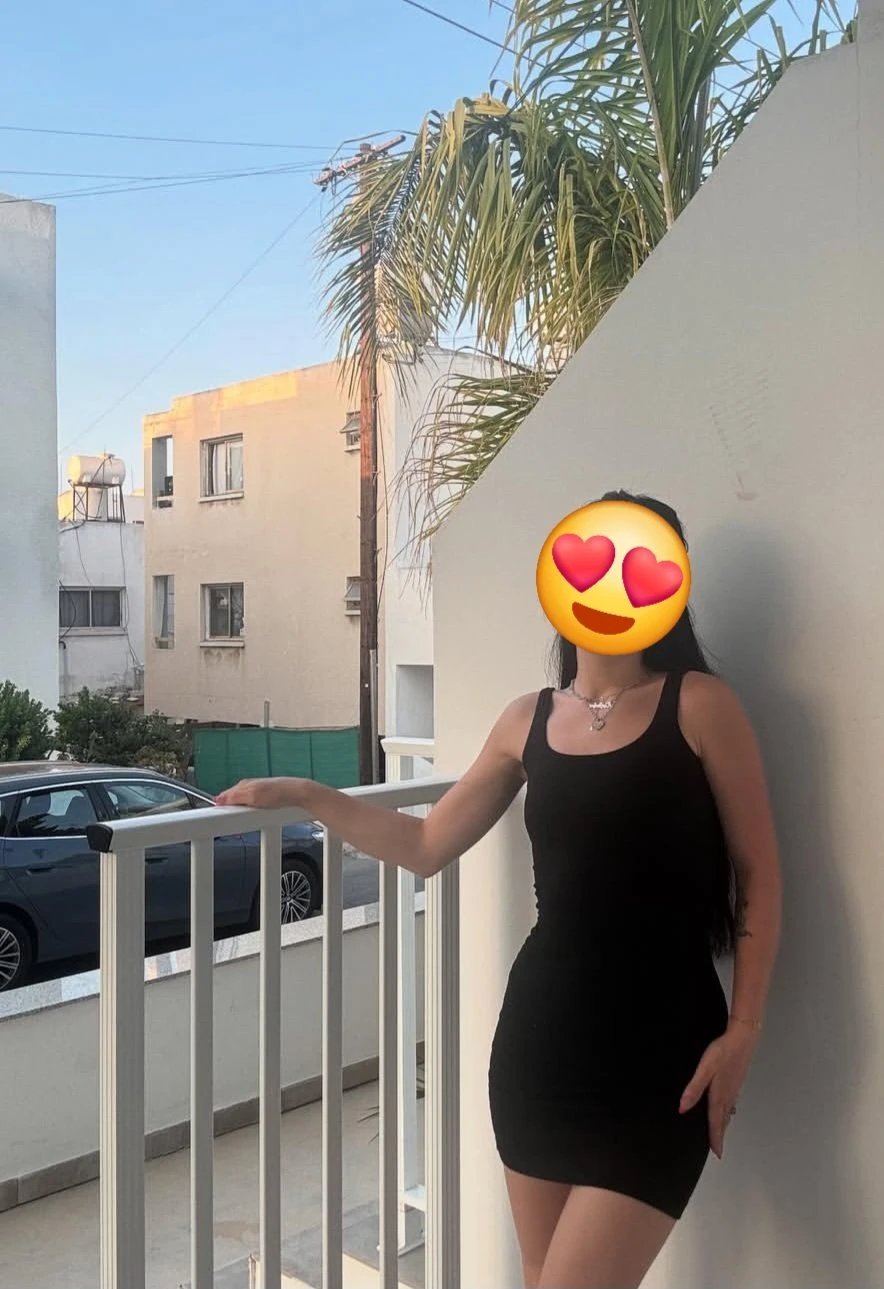 Alina – Cypriot escort in New Delhi — 3 / 5