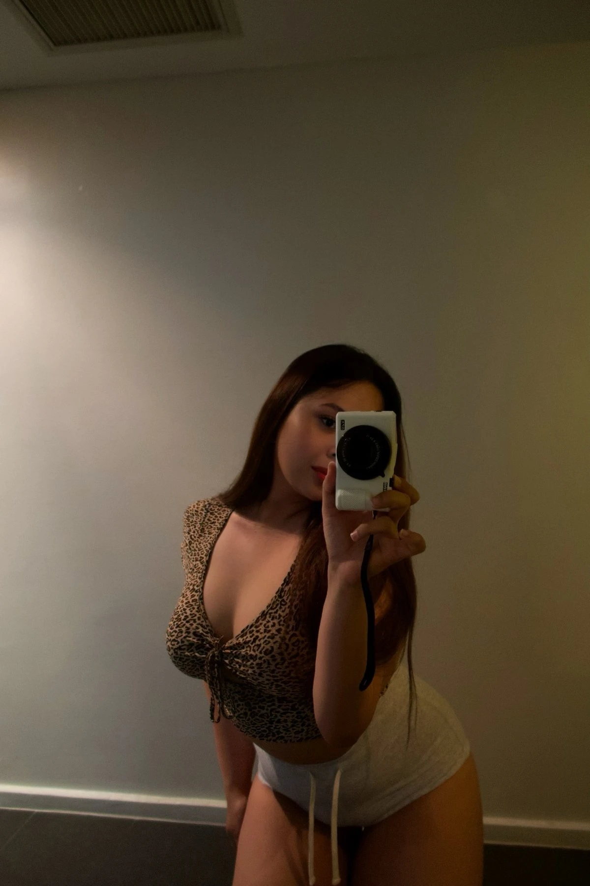 MIA 🇨🇴 – American escort in Macao — 3 / 29