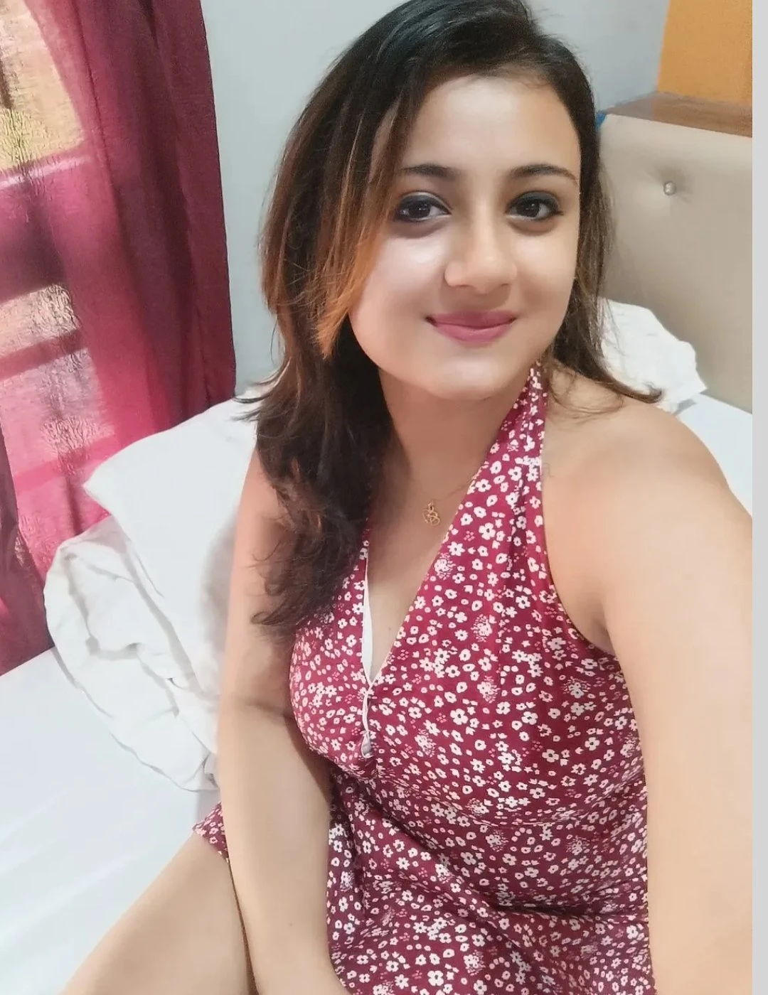 Nisha – Indian escort in Pondicherry — 4 / 5