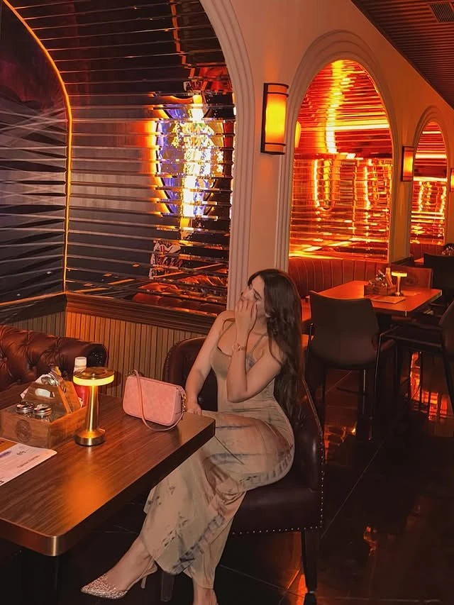 Tripti – Indian escort in Kochi — 2 / 5