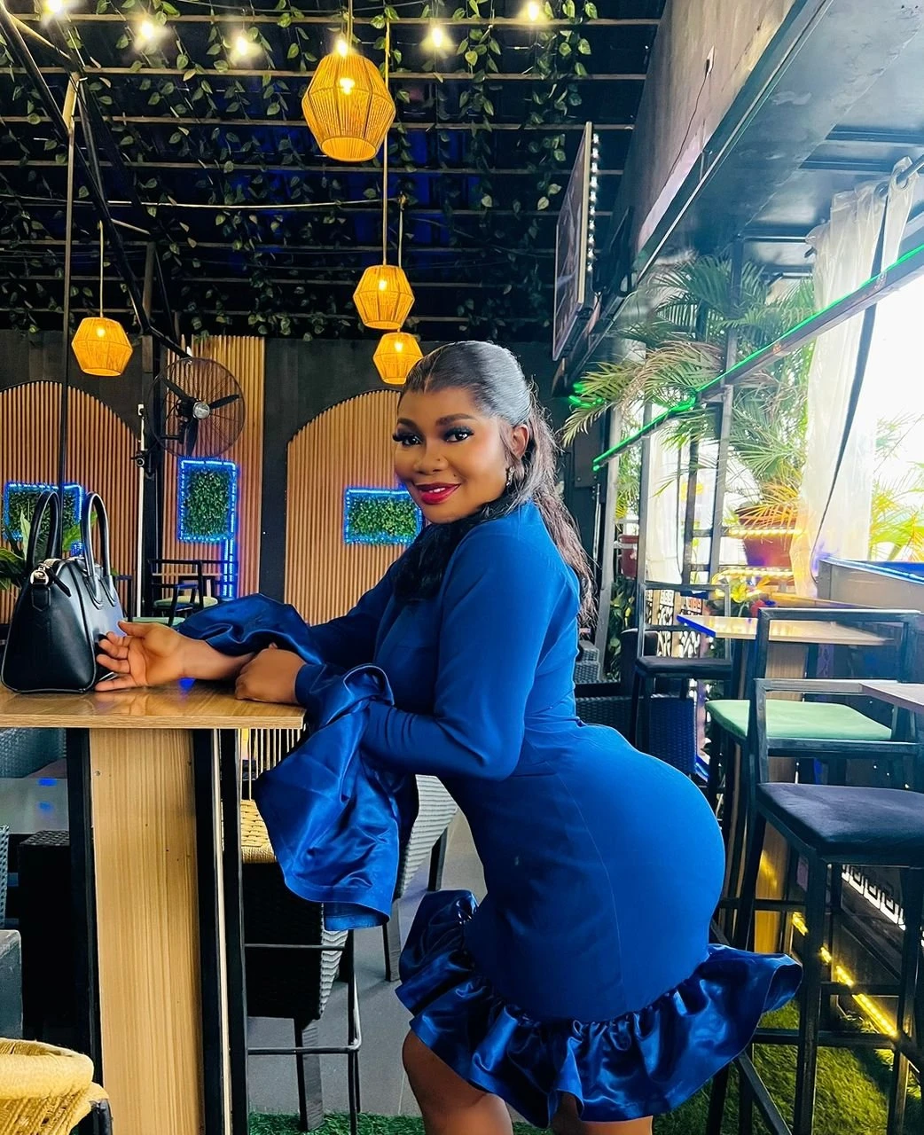 Vivi – South African escort in Lomé — 2 / 4