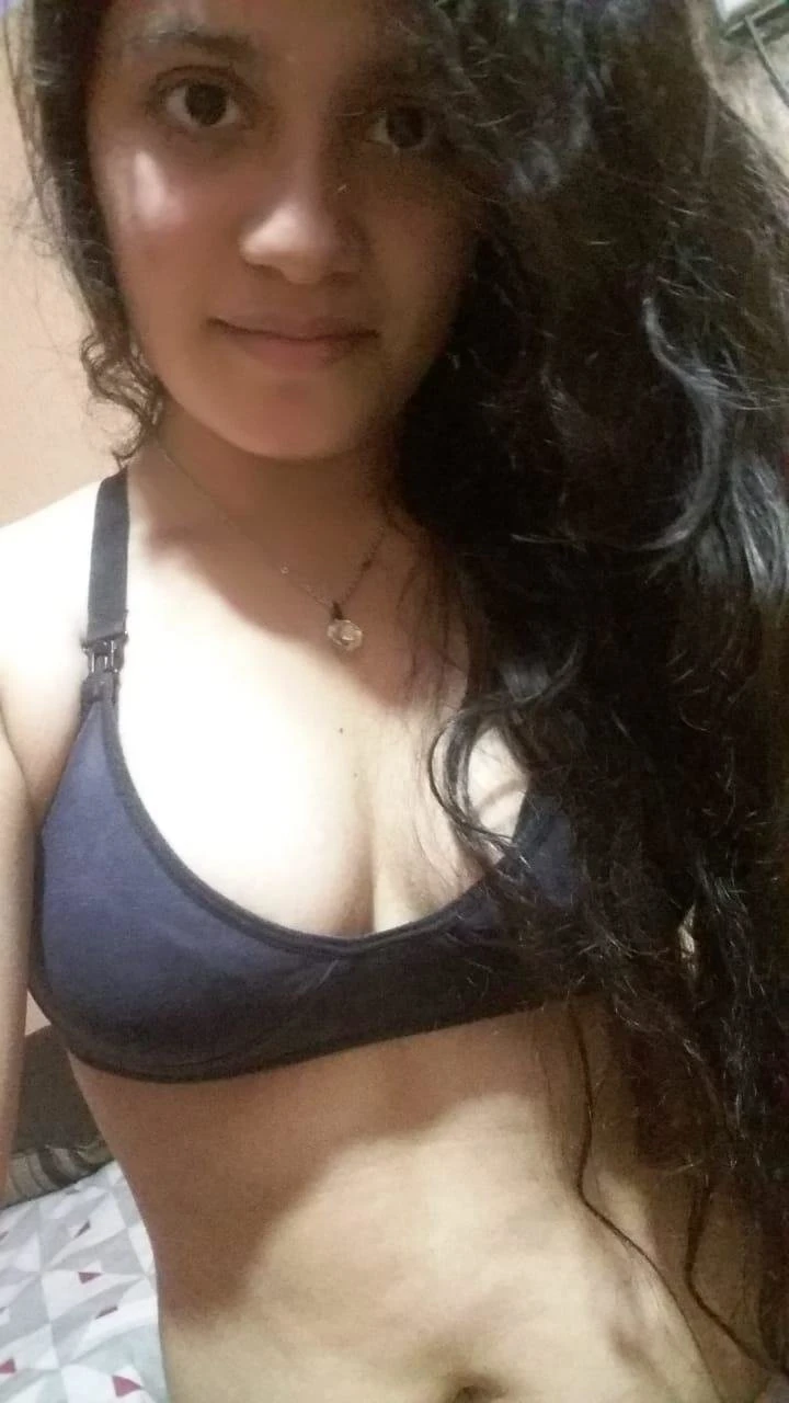 Sandhya – Indian escort in Hyderabad — 2 / 3
