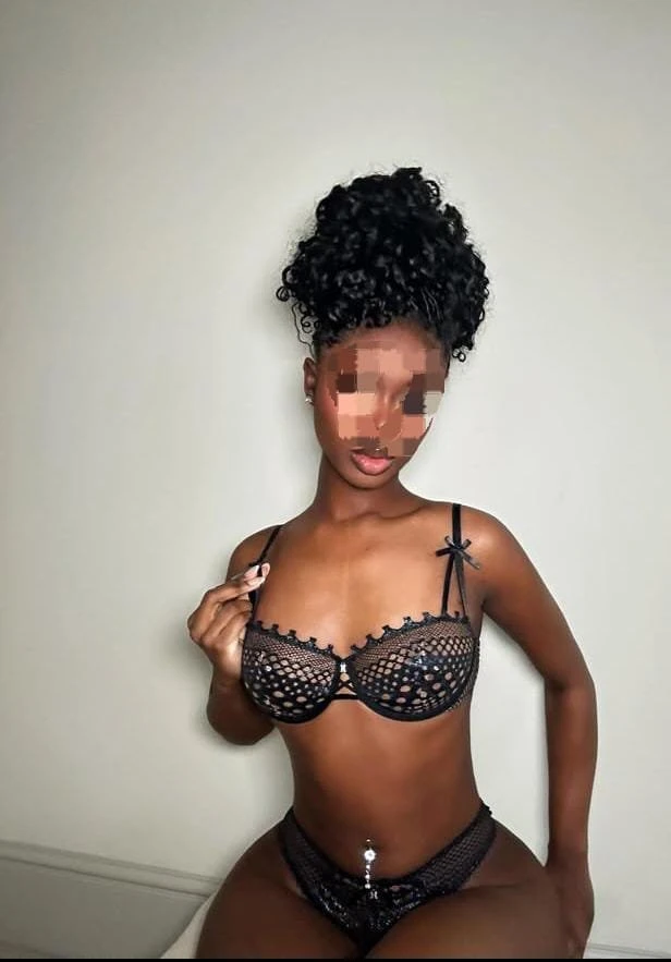 Anal ,Bdsm,3some, pegging – Cuban escort in Hyderabad — 2 / 6