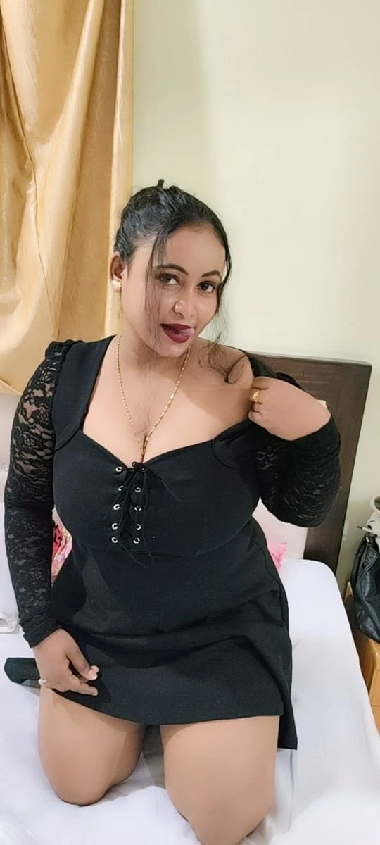 cam show big boobs – Indian escort in Mumbai — 2 / 11