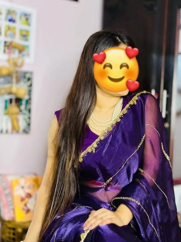 Sukoon – Indian adult performer in New Delhi — 13 / 20