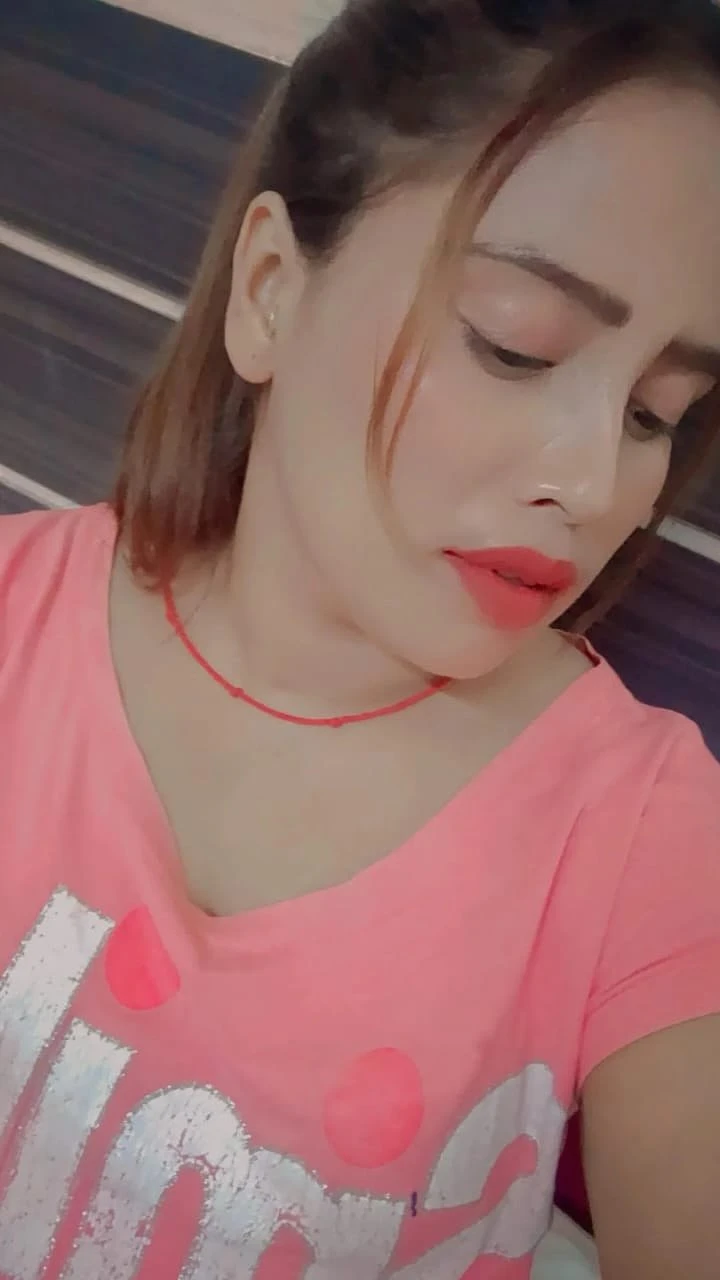 Soumya Call Girl Service – escort in Noida — 4 / 5