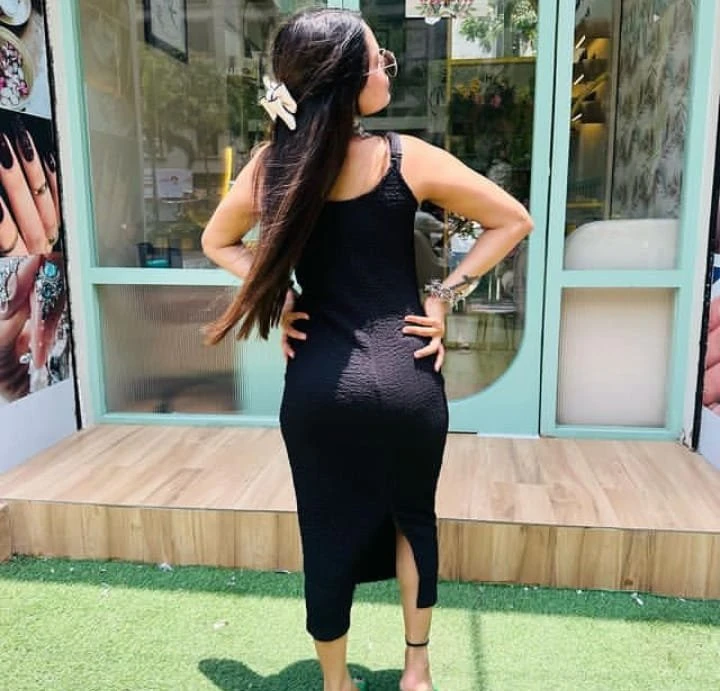 Cam Show and Real Meet – Indian escort in Bangalore — 2 / 4