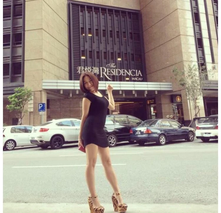 Sara – Malaysian escort in Seoul — 4 / 5