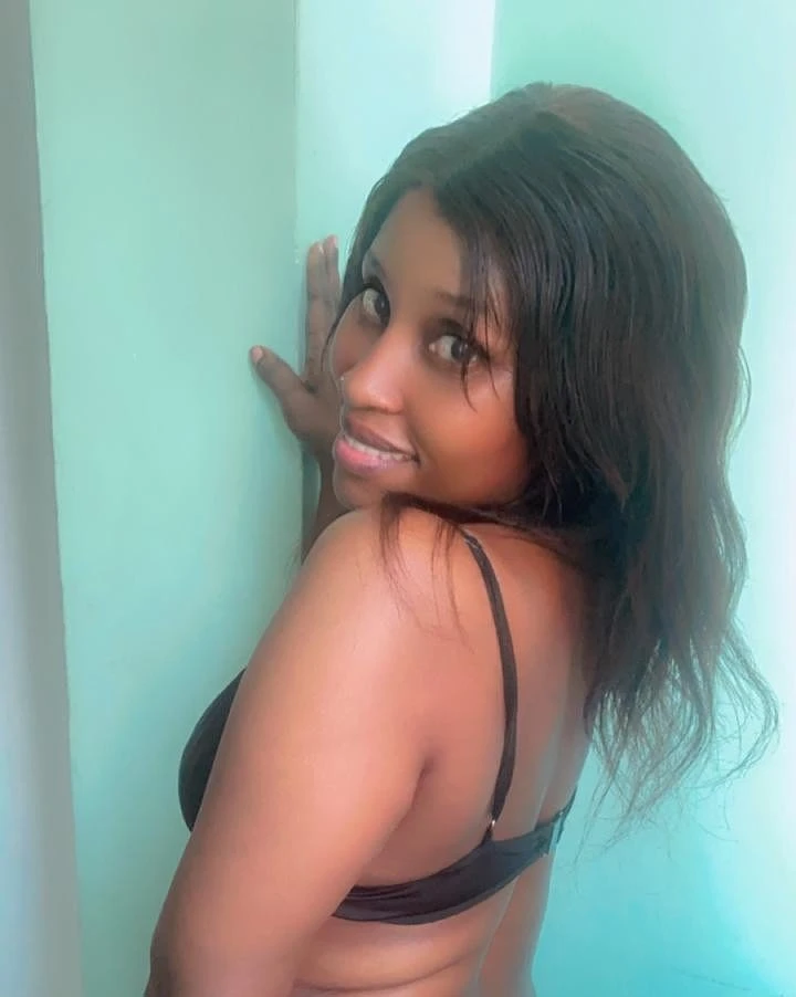 Linah – South African escort in Hyderabad — 2 / 5