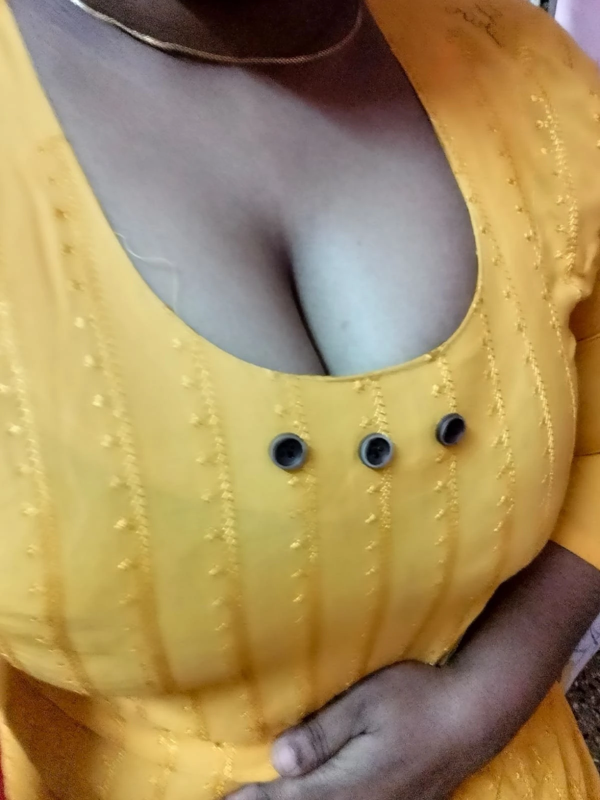 Revathi Das – Indian escort in Ernakulam — 2 / 6