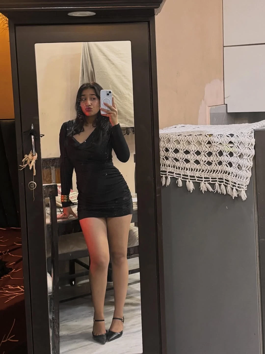 Geetika – Indian escort in Navi Mumbai — 3 / 8