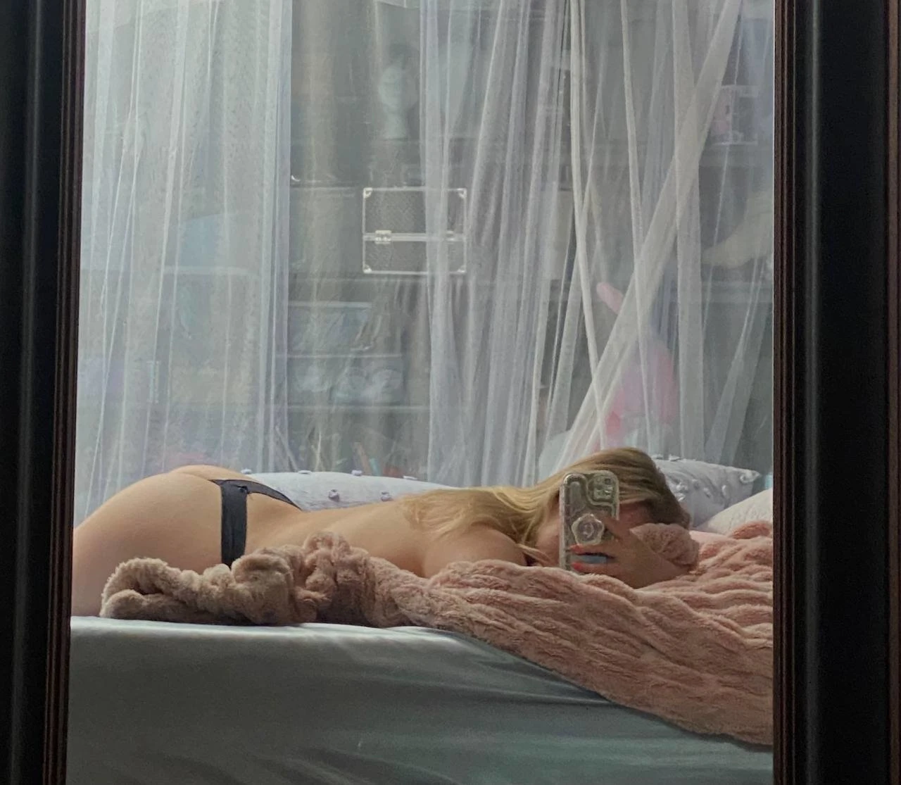 Sophia – American escort in Chennai — 7 / 8
