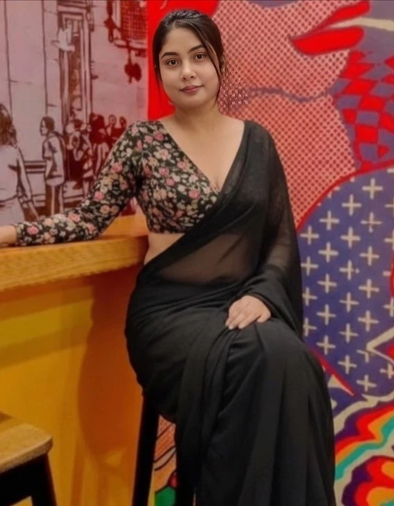 NATASHA ((( CAM & REAL SESSION ))) – Indian escort in Mumbai — 4 / 8
