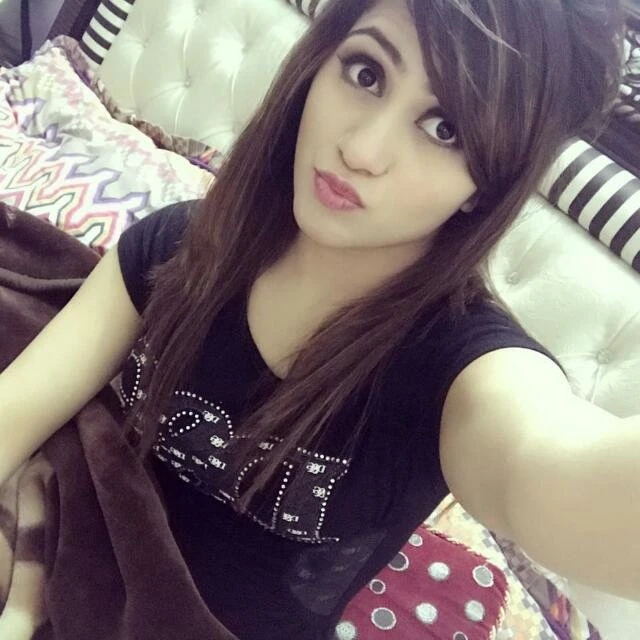 Riya – Indian escort in Hyderabad — 2 / 4