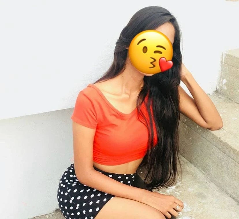 Amanthi – Sri Lankan escort in Colombo — 3 / 4
